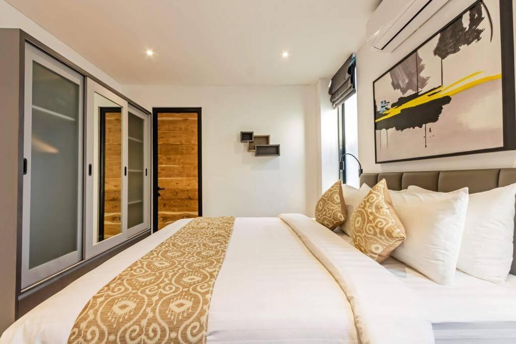 Manresa Villa Bali 4 Canggu  Exterior photo